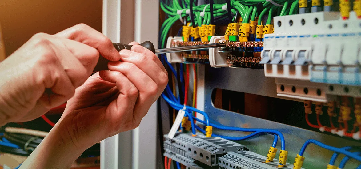 Importance of Emergency Electrical Services for Online Businesses