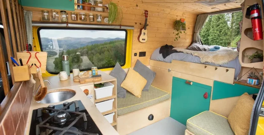Camper Aesthetics & Digital Marketing