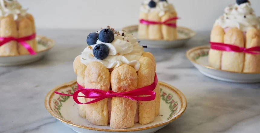 Showcasing Traditional French Pastry Techniques on Your Website